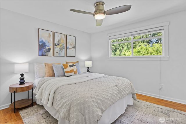 14556 75th Avenue NE, Kenmore, WA 98028