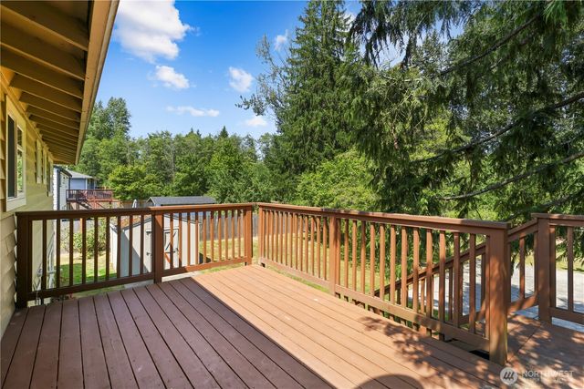 14556 75th Avenue NE, Kenmore, WA 98028