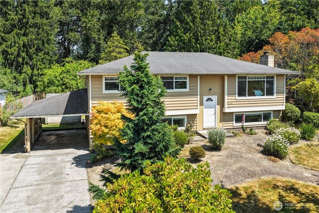 14556 75th Avenue NE, Kenmore, WA 98028