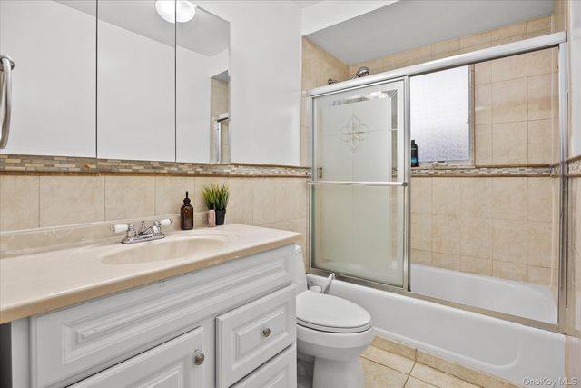 159-19 101 Street, Howard Beach, NY 11414