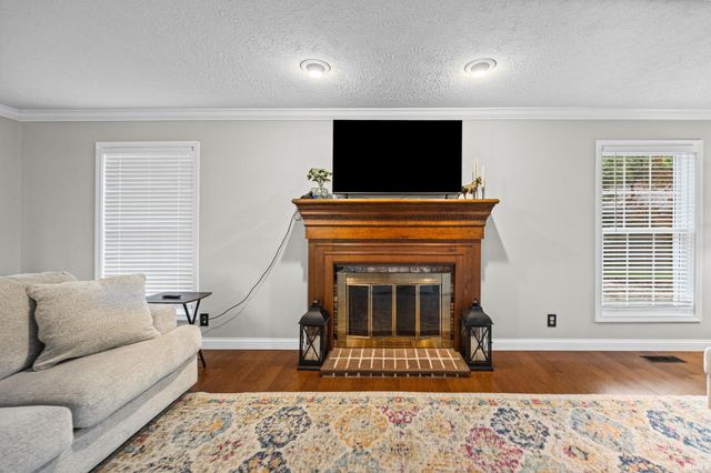 966 S Southernview Drive, Lafayette, IN 47909
