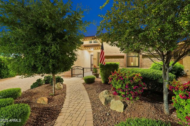 10332 W BUCKHORN Trail, Peoria, AZ 85383