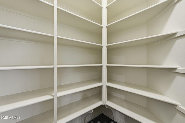 10332 W BUCKHORN Trail, Peoria, AZ 85383