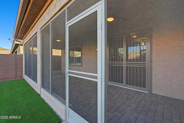 10332 W BUCKHORN Trail, Peoria, AZ 85383