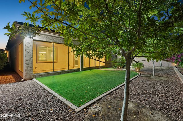 10332 W BUCKHORN Trail, Peoria, AZ 85383