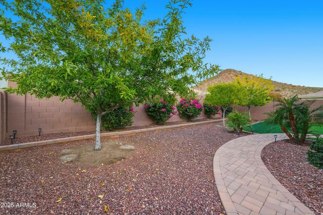 10332 W BUCKHORN Trail, Peoria, AZ 85383