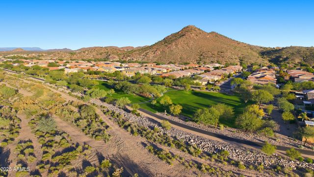 10332 W BUCKHORN Trail, Peoria, AZ 85383