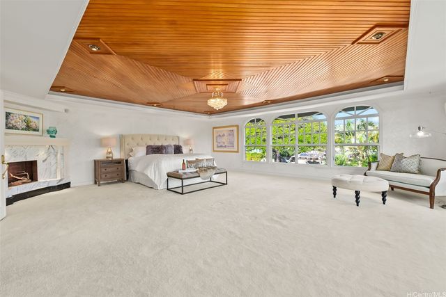 4327 Kilauea Avenue, Honolulu, HI 96816