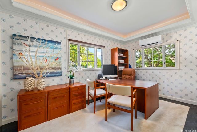 4327 Kilauea Avenue, Honolulu, HI 96816