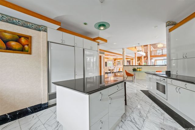 4327 Kilauea Avenue, Honolulu, HI 96816