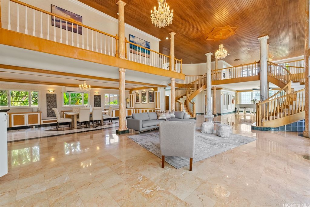 4327 Kilauea Avenue, Honolulu, HI 96816