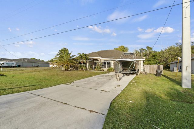 370 SW Tulip Boulevard, Port St Lucie, FL 34953