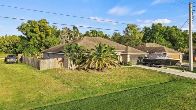 370 SW Tulip Boulevard, Port St Lucie, FL 34953