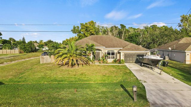 370 SW Tulip Boulevard, Port St Lucie, FL 34953