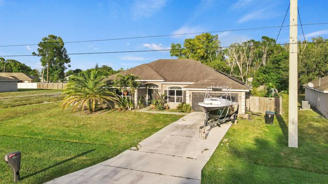 370 SW Tulip Boulevard, Port St Lucie, FL 34953