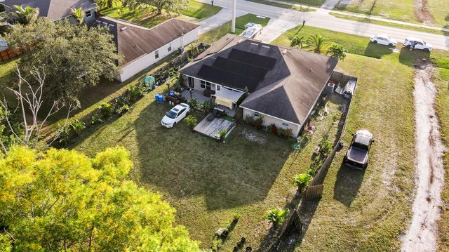 370 SW Tulip Boulevard, Port St Lucie, FL 34953