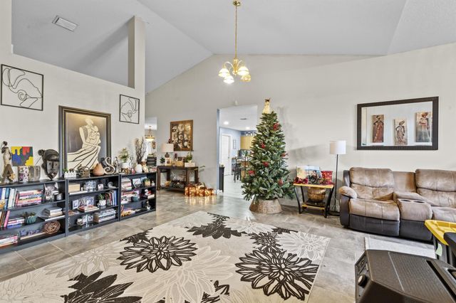 370 SW Tulip Boulevard, Port St Lucie, FL 34953