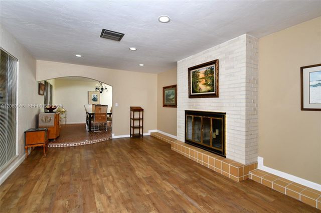 318 Fifth Avenue, Lehigh Acres, FL 33936