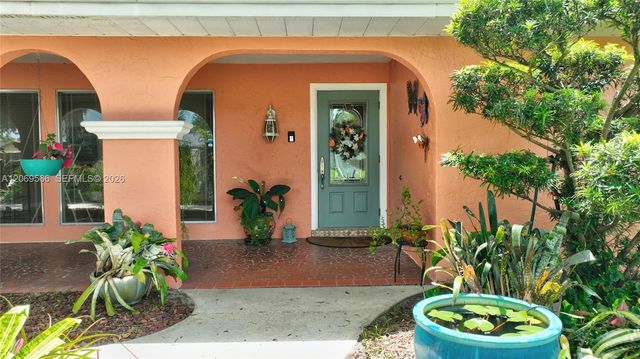 318 Fifth Avenue, Lehigh Acres, FL 33936