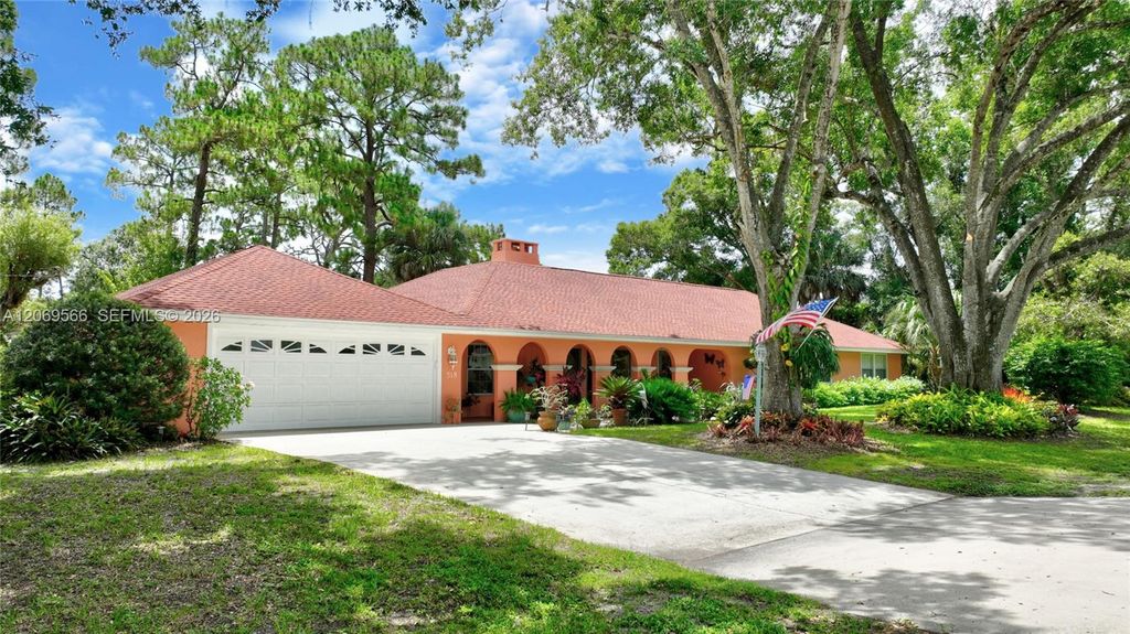 318 Fifth Avenue, Lehigh Acres, FL 33936