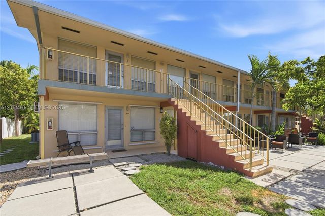 2716 NE 30th Place 207C, Fort Lauderdale, FL 33306