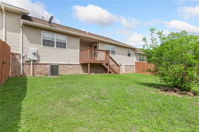 411 Covey Lane, Harrison, AR 72601