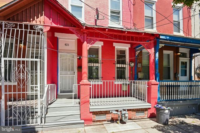 421 TRENTON AVE, Camden, NJ 08103