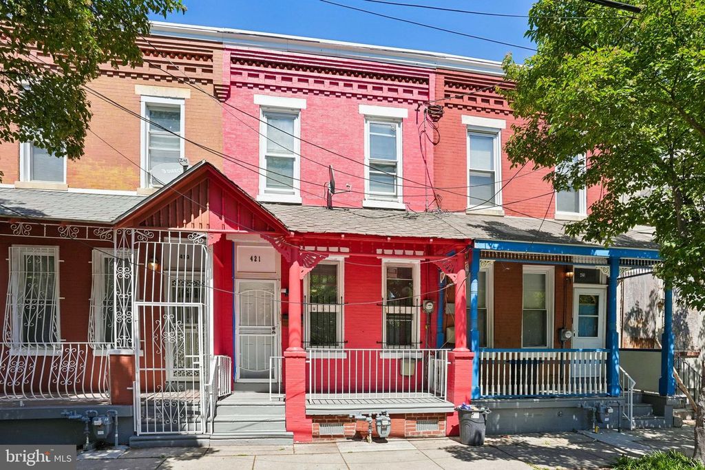 421 TRENTON AVE, Camden, NJ 08103