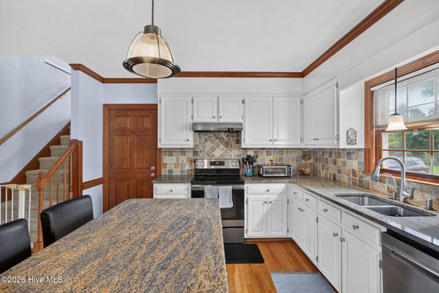 3324 Red Berry Drive, Wilmington, NC 28409
