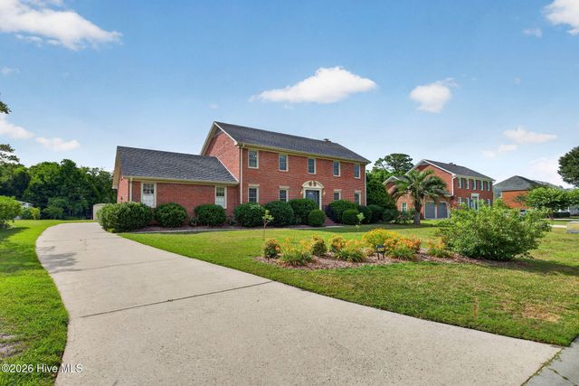 3324 Red Berry Drive, Wilmington, NC 28409