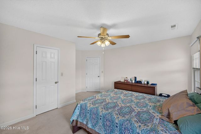 3324 Red Berry Drive, Wilmington, NC 28409