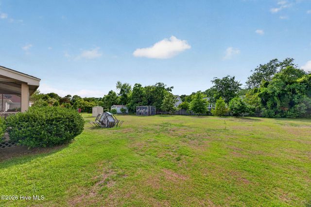 3324 Red Berry Drive, Wilmington, NC 28409