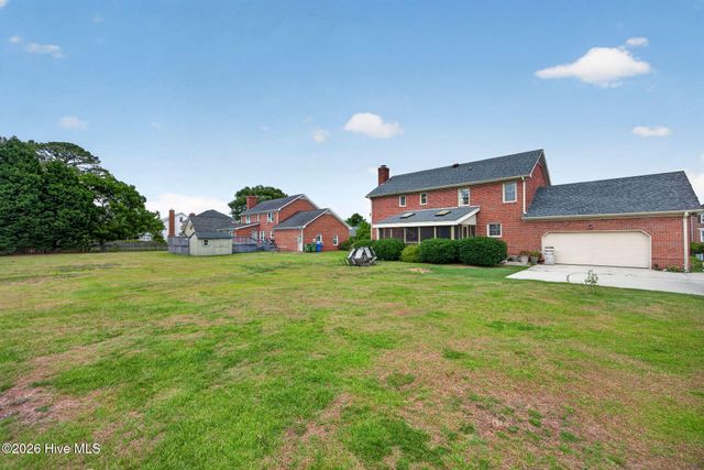 3324 Red Berry Drive, Wilmington, NC 28409