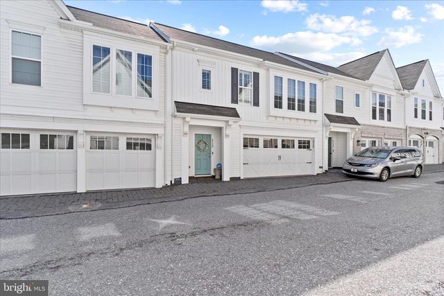 3113 GROVE CT, Mechanicsburg, PA 17055