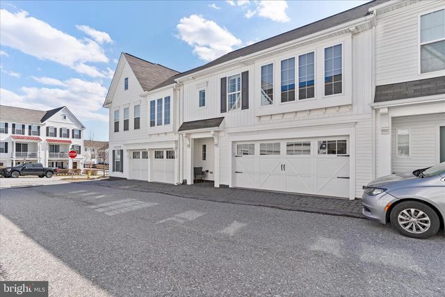 3113 GROVE CT, Mechanicsburg, PA 17055