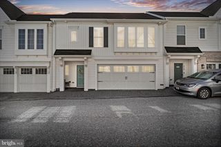 3113 GROVE CT, Mechanicsburg, PA 17055