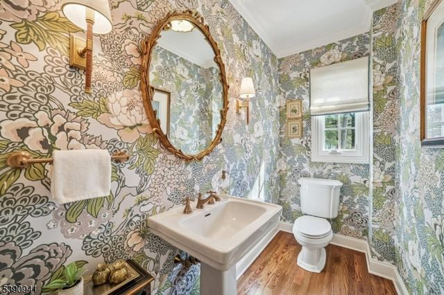 1 SLOPE DRIVE, Millburn Twp., NJ 07078