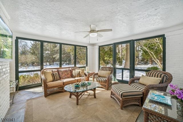 1 SLOPE DRIVE, Millburn Twp., NJ 07078