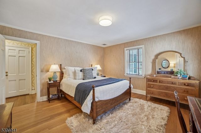 1 SLOPE DRIVE, Millburn Twp., NJ 07078