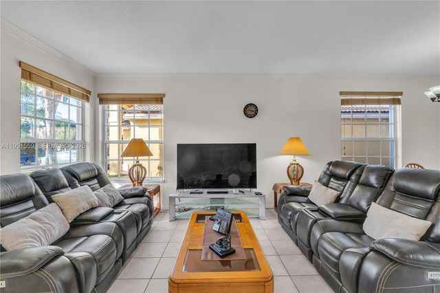 5323 NW 125th Ave, Coral Springs, FL 33076