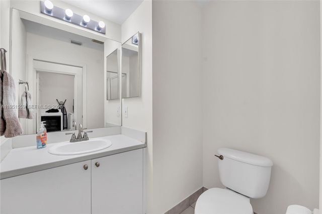 5323 NW 125th Ave, Coral Springs, FL 33076