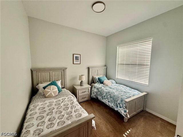 2836 SW 47th TER, Cape Coral, FL 33914