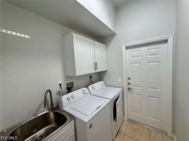 2836 SW 47th TER, Cape Coral, FL 33914
