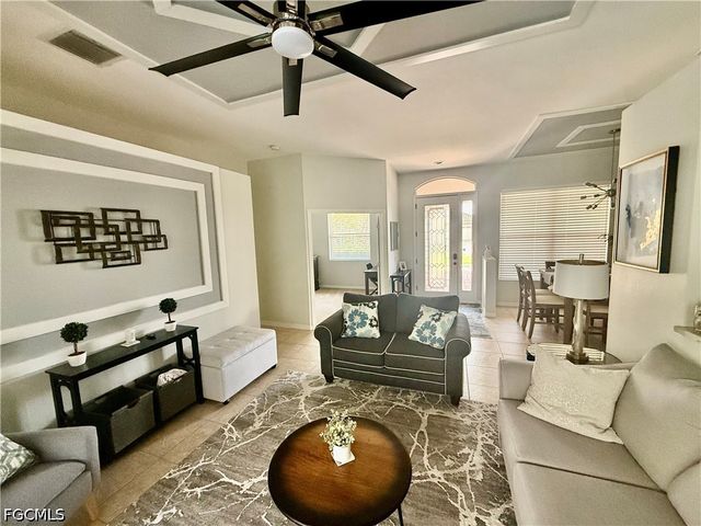 2836 SW 47th TER, Cape Coral, FL 33914