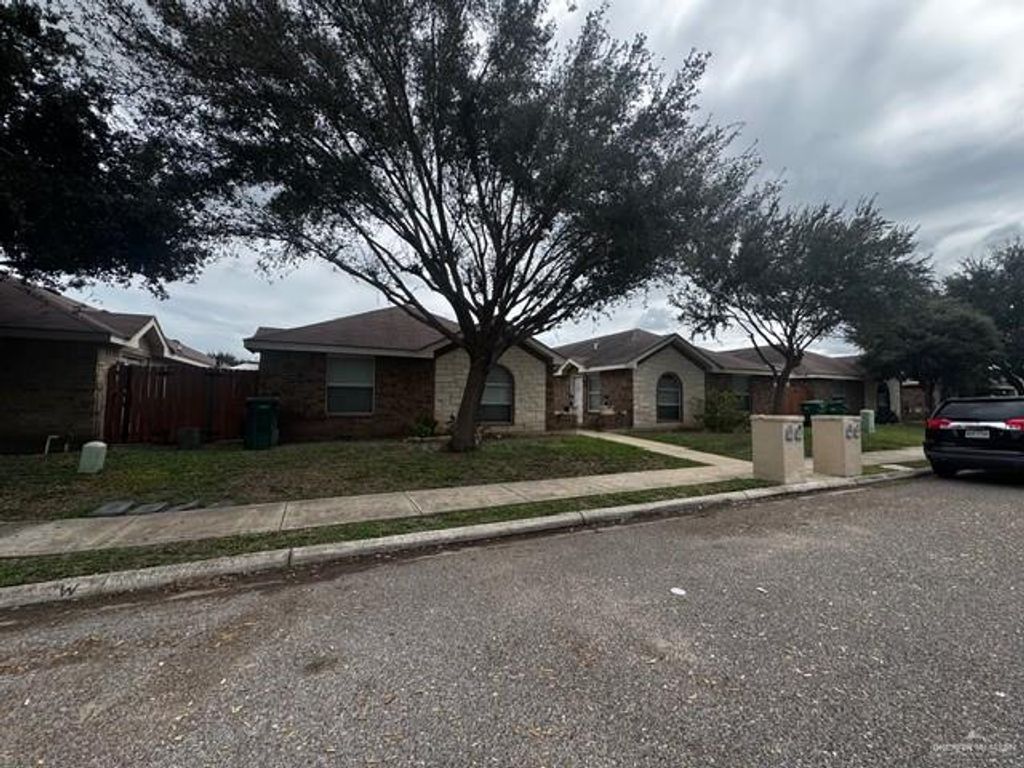 3703 S Fairmont Avenue, Pharr, TX 78577