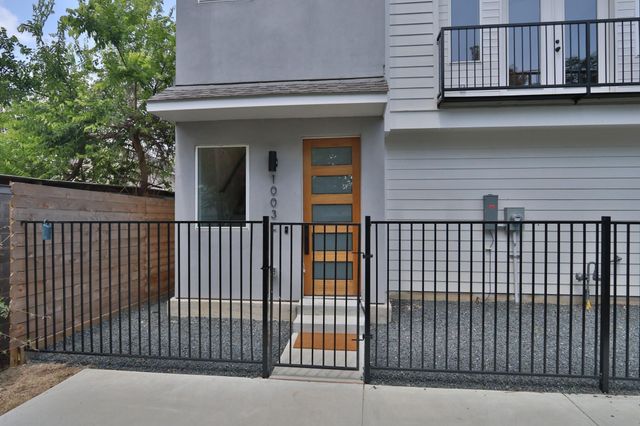 1003 Kern Street C, Houston, TX 77009