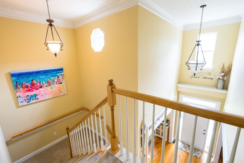 1099 HAMPSTEAD Place