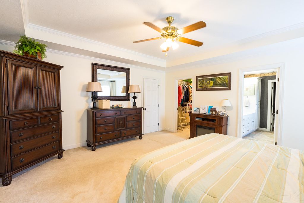 1099 HAMPSTEAD Place