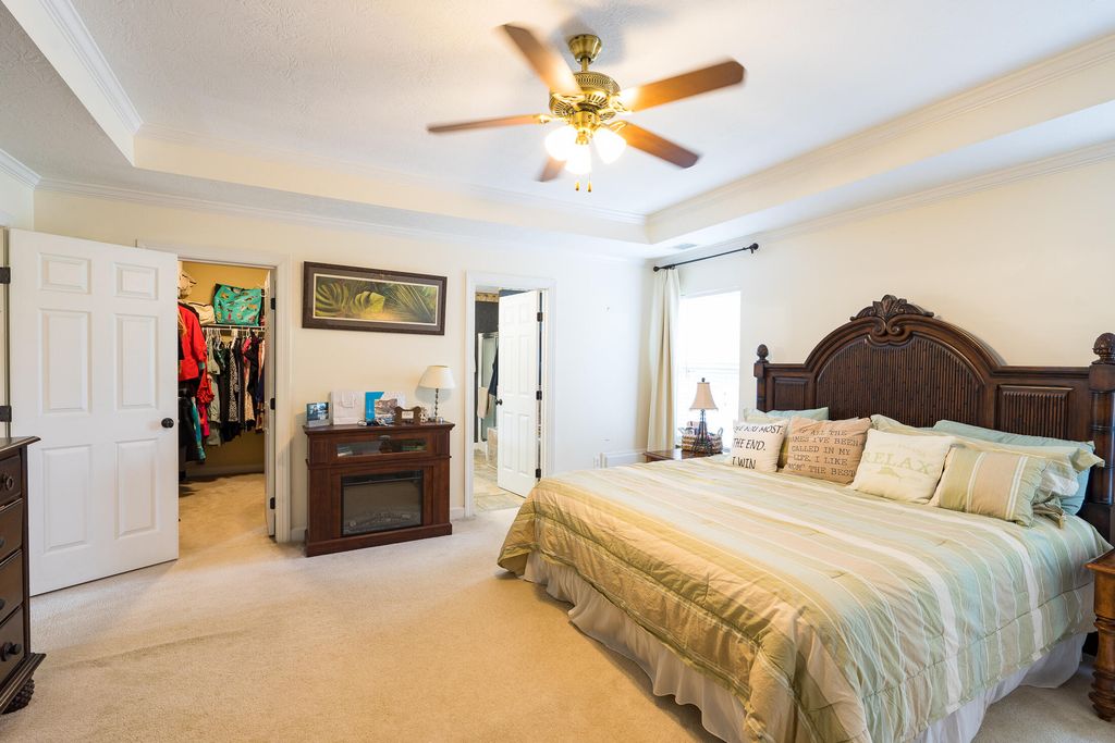 1099 HAMPSTEAD Place