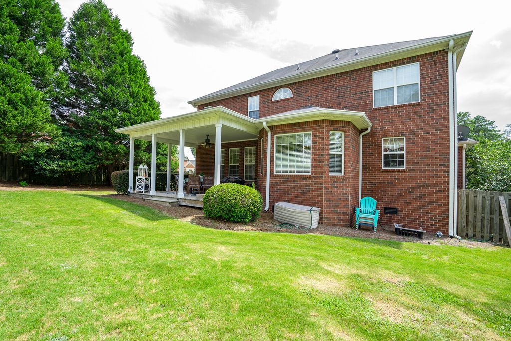 1099 HAMPSTEAD Place